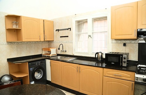 Central B Apartment | Maputo Central [Free Parking 24H - Free WiFi - AC]