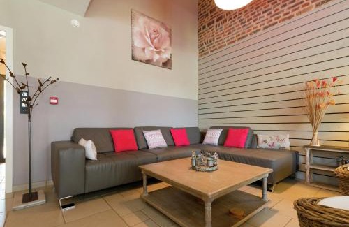 Aye House | Marche Farmhouse with Hot Tub