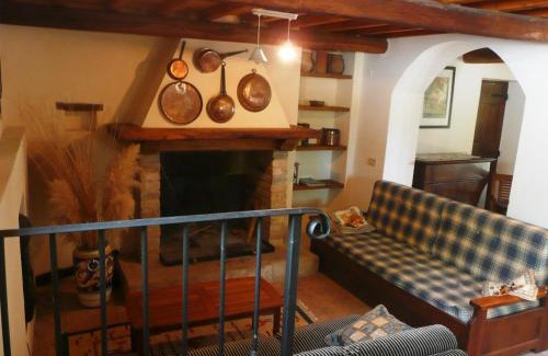 Fornole House | Marco & Andrea Agriturismo Collepina