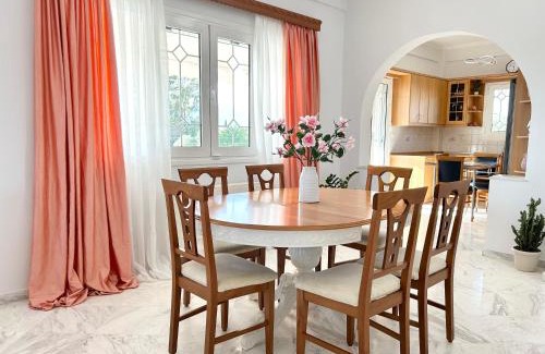 Aris Apartment | Margarita and Joanna' s House