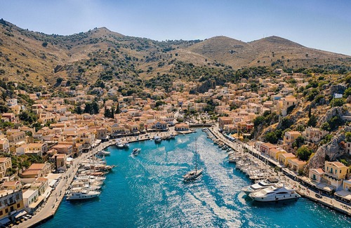 Symi Hotel | Marika's Deluxe Rooms