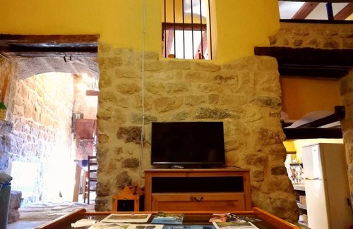 Valderrobres Cottage | Marina House for 4 people