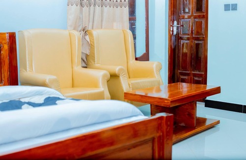 Kigoma Hotel | MARK-A VACATION HOME