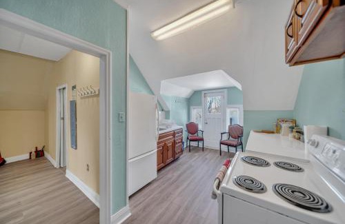 Marmora Apartment | Marmora and Lake Inn Superior Apartment- Sleeps 13 guests