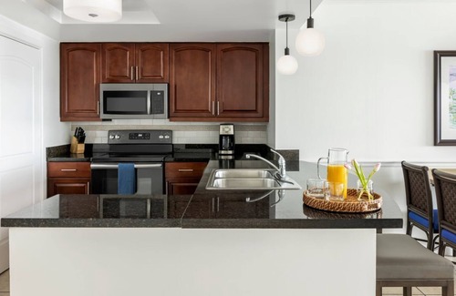 Flag Hill Apartment | Marriott's Frenchman's Cove, Beach Resort in US Virgin Islands, 3BR - 3BA Villa