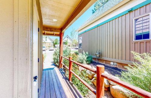 Klamath Falls House | Marsh Hawk Cabin