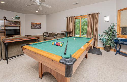 McHenry House | Marsh Hill Villa