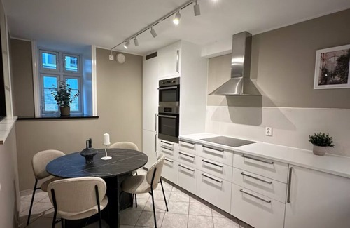 Sentrum Apartment | Marvelous 3-bedroom apartment with WiFi in Bergen