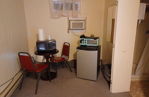 Dinosaur Hotel | Marvelous hotel with WiFi in Dinosaur