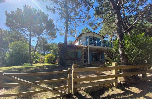 Oceania del Polonio House | Marvelous Stone House, Swimming Pool, Parrilleros, Beach & Nature. Pet-Friendly