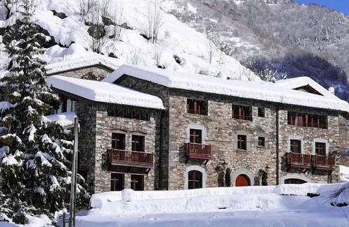 Setcases Apartment | Mas Can Buixat rural apartment for 4 people fully equipped