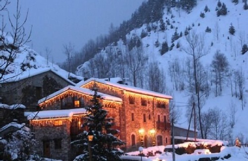 Setcases Apartment | Mas Can Buixat rural apartment for 4 people fully equipped