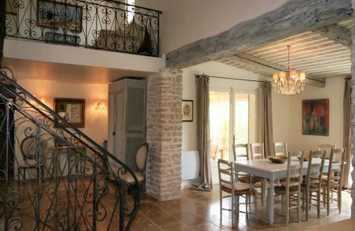 Eygalieres Villa | Mas in Eygalières with Heated Pool