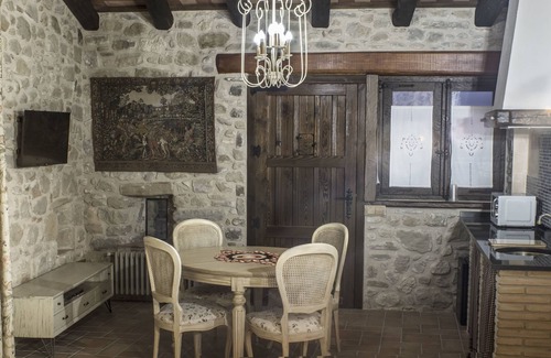 Riudellots de la Creu House | Mas Tulsà Rural