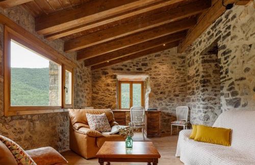 Coll de Nargo Villa | Masia la Oliva