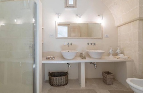 Costa Merlata Villa | Masseria Il Frantoio by Raro Villas