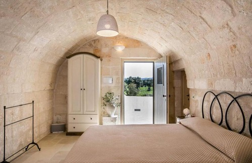 Costa Merlata Villa | Masseria Il Frantoio by Raro Villas