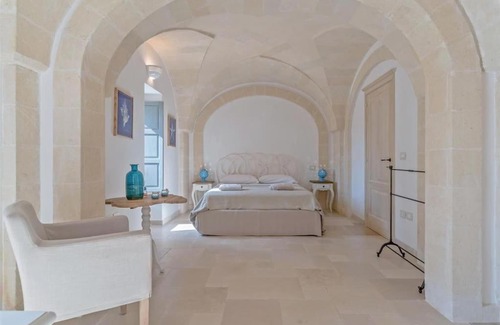 Costa Merlata Villa | Masseria Il Frantoio by Raro Villas