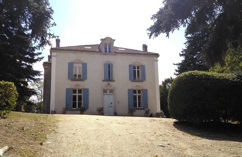 Montreal House | Master house for rent, Montreal de l'Aude - sleeps 20, secured pool