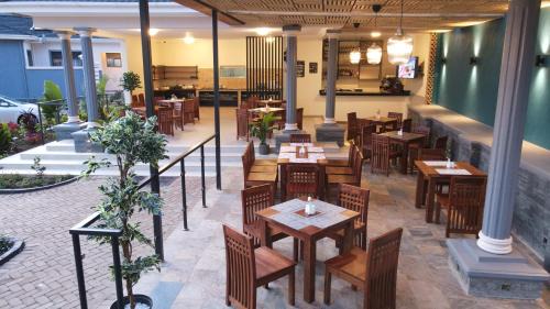 Masindi Resort | Master Peace Resort