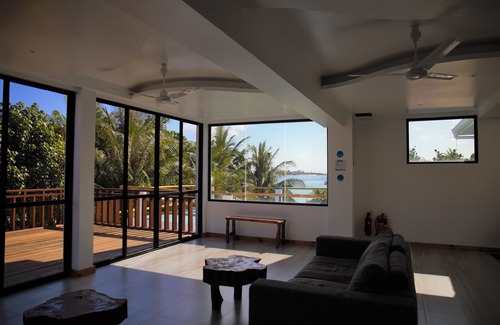 Thulusdhoo Island Bed & Breakfast | Master Suite Family Room with views of the Ocean