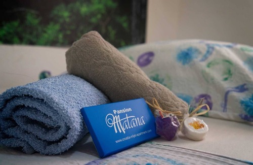 Pomena Apartment | Matana Pomena - S3 Budget Twin Room