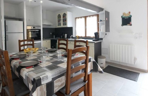 Mauquenchy House | Mauquenchy Inn, 2 bedrooms, sleeps 4