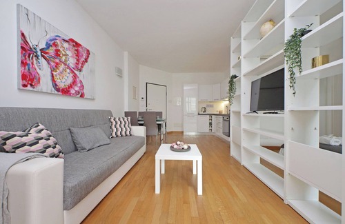 Quartiere XXII Collatino Apartment | Maurizio's flat - Studio Apartment, Sleeps 2