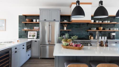 Point Loma Heights House | Maven by AvantStay 5 Minutes to the Beach Ocean Views Spacious Design