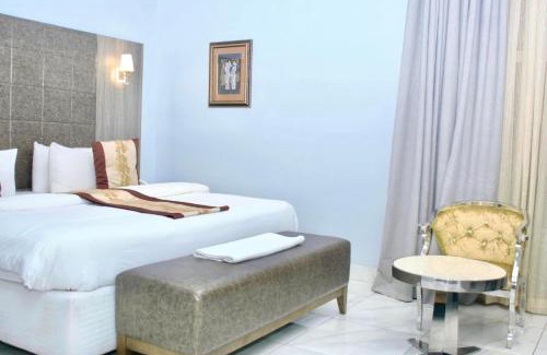 Awka Hotel | Maxbe Continental Hotel