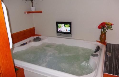 Berekfurdo Apartment | Maxilux Studio