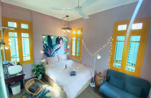 Hoan Kiem House | May - YELLOW