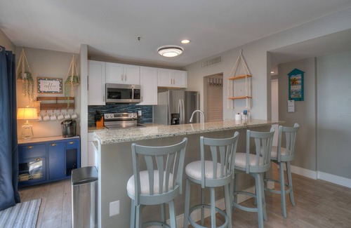 Myrtle Beach Condo | MB Renaissance 1117- 2BR/2BA Oceanfront Condo in Myrtle Beach