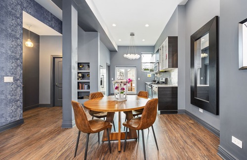 Bronzeville House | Mccormick Place Guest House