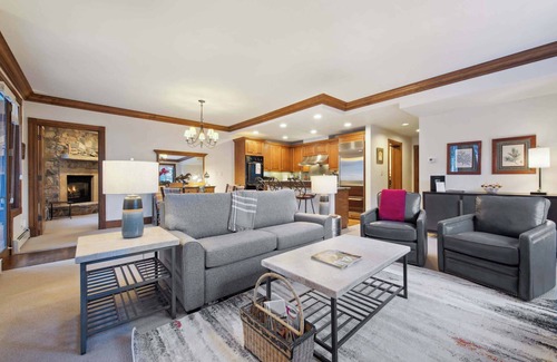 Highlands Townhomes Condo | McCoy Peak 102 - 1 Bedroom Residence