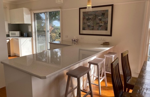 McCrae House | McCrae: location, location! Boasting bay views with the beach a 5 minutes walk.