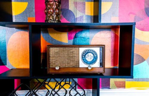 Cheverly Apartment | MCM w HotTub, Metro, Games, Grill, Tons of Space