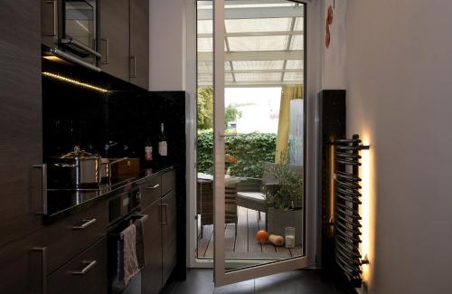 Sudenburg Apartment | MD-7 Lutherstrasse 15 - Luxus-Wasserbett-SmartTV-Terrasse-2Schlafzimmer