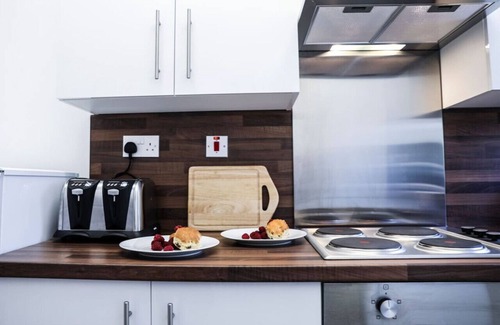 Wishaw House | Meadowburn View -two bedroom ground floor cottage apartment