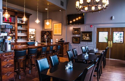 Fulton Hotel | Meadows Hotel