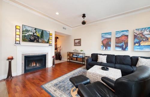 Historic Downtown Durango House | Mears House Unit 3F