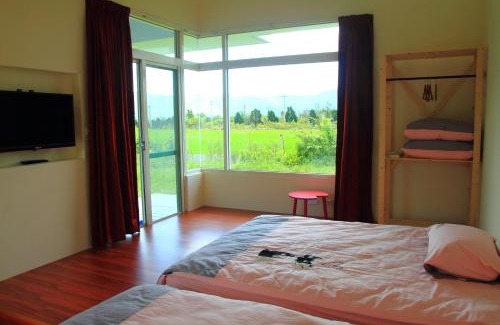 Shoufeng Bed & Breakfast | Meet Canaan