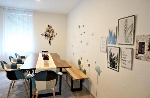 Frankenthal Apartment | Mein Apartment Flowers mit Kamin, bis 10 Personen