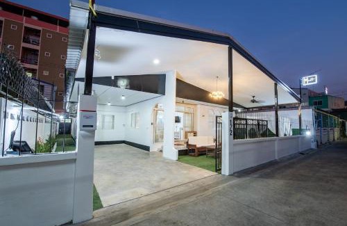 Saen Suk Villa | Mein Haus B @Bangsaen