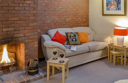 Weybourne House | Mellors Holt