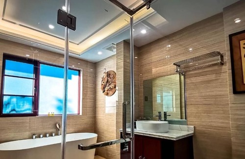 Champasak Province House | Melsweldon Laos Hotel