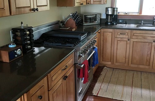 Menemsha House | Menemsha Home Fully Renovated w/Amazing Waterview's of Vineyard Sound