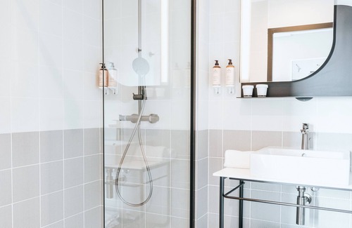 Downtown Hotel | Mercure Brest Centre Port