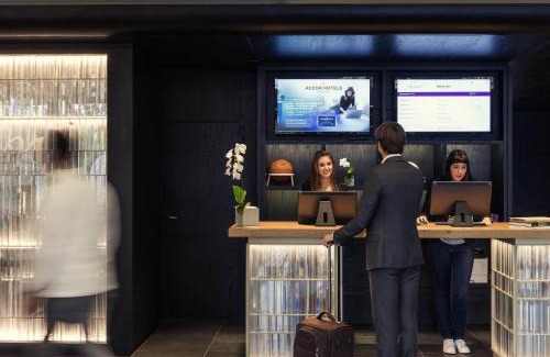 Republique–Point-du-Jour Hotel | Mercure Paris Boulogne