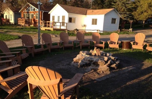 Prince Edward Ski Chalet | Merland Park Cottages - Chalet 2